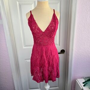 Hanky Panky Retro Stretch Lace Plunge Chemise Size S Fushia Pink Lingerie USA